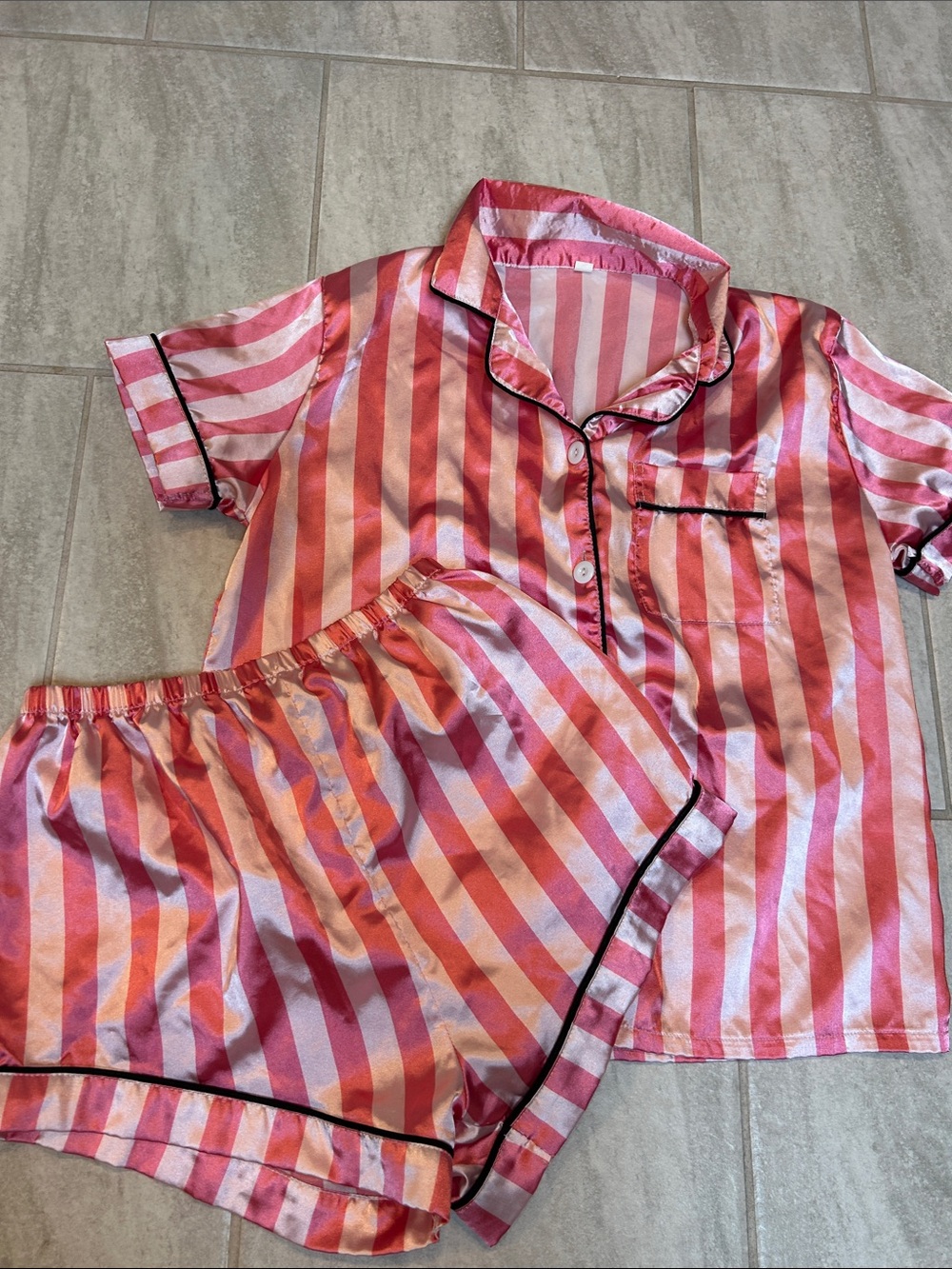 Source Unknown Pink Striped Satin Kids Pajama Set with Black Trim
